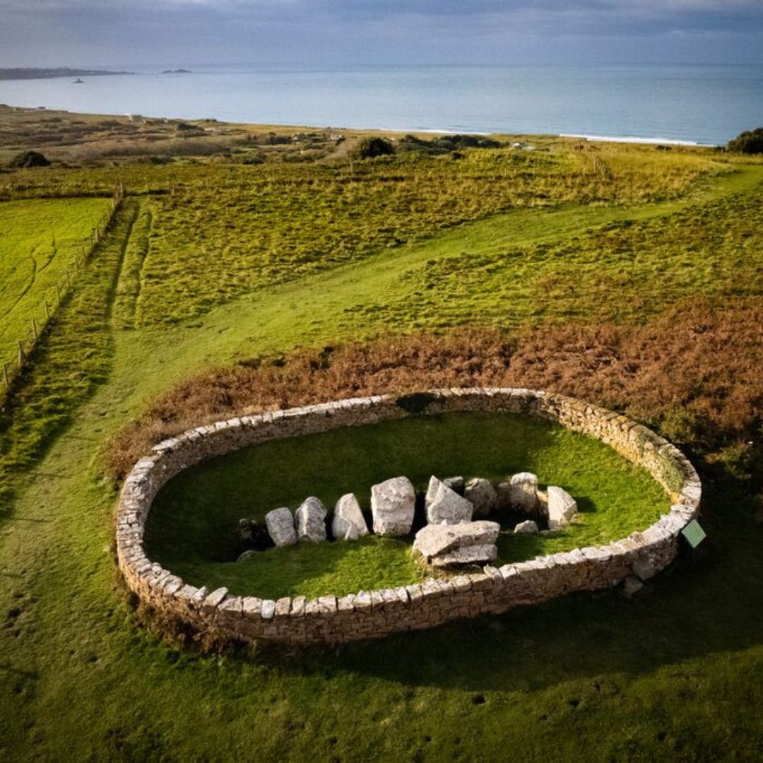 Green Consumers - Jersey Grantez Dolmen